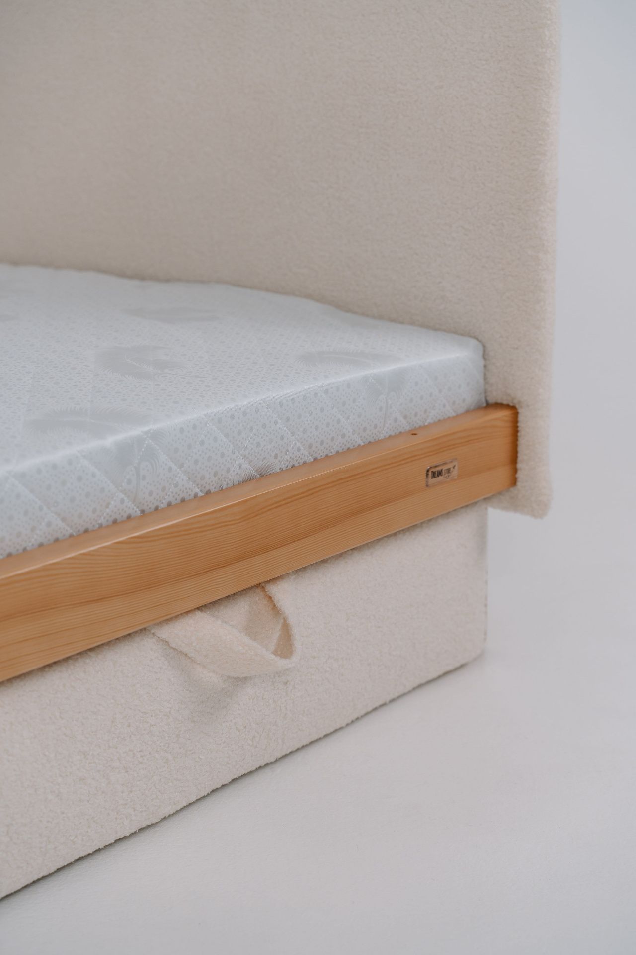 Детская кровать Налла Букле с ящиком